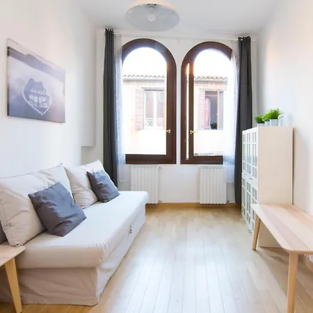 Appartement S & L House *