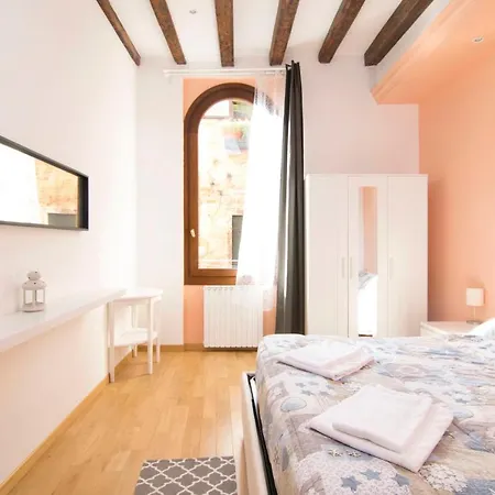 S & L House Venedig